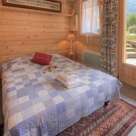 Les Bossons Sleeps 4 Apartment Chamonix