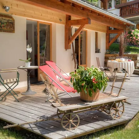 Les Bossons Sleeps 4 Apartment Chamonix