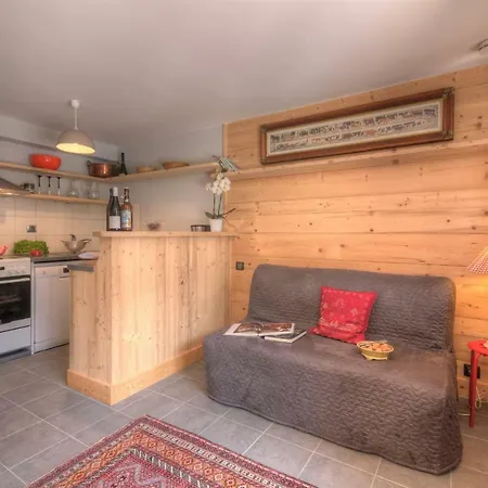 Les Bossons Sleeps 4 Apartment Chamonix